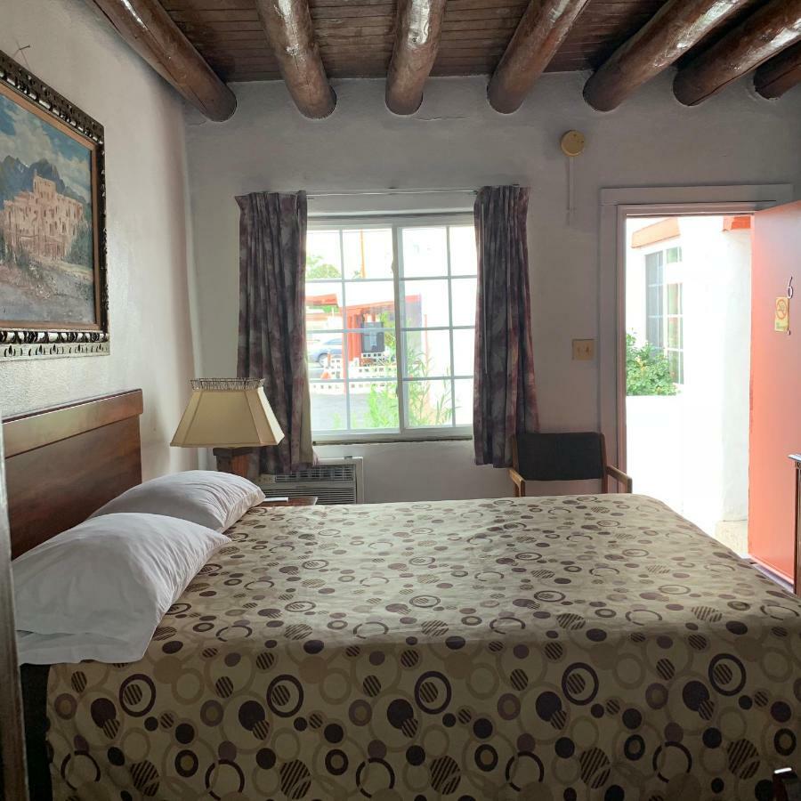 Cottonwood Court Motel ซานตาเฟ ภายนอก รูปภาพ